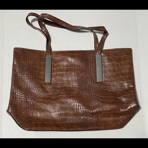 Purse - Picture 1 of 2